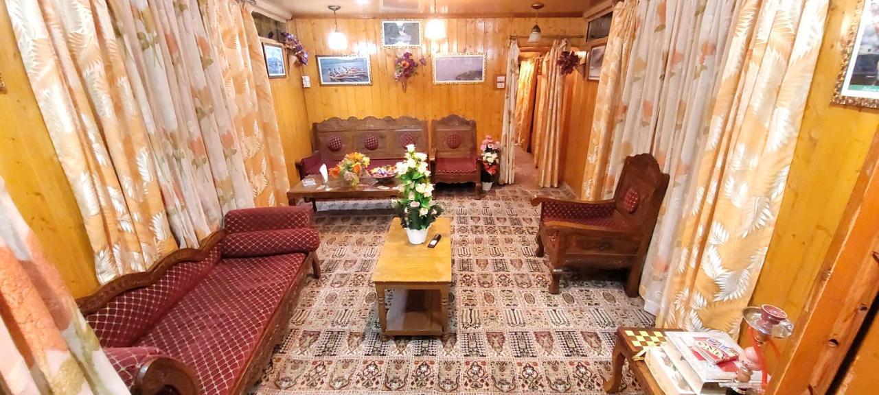 Tashkand Houseboat Srinagar  Exterior photo