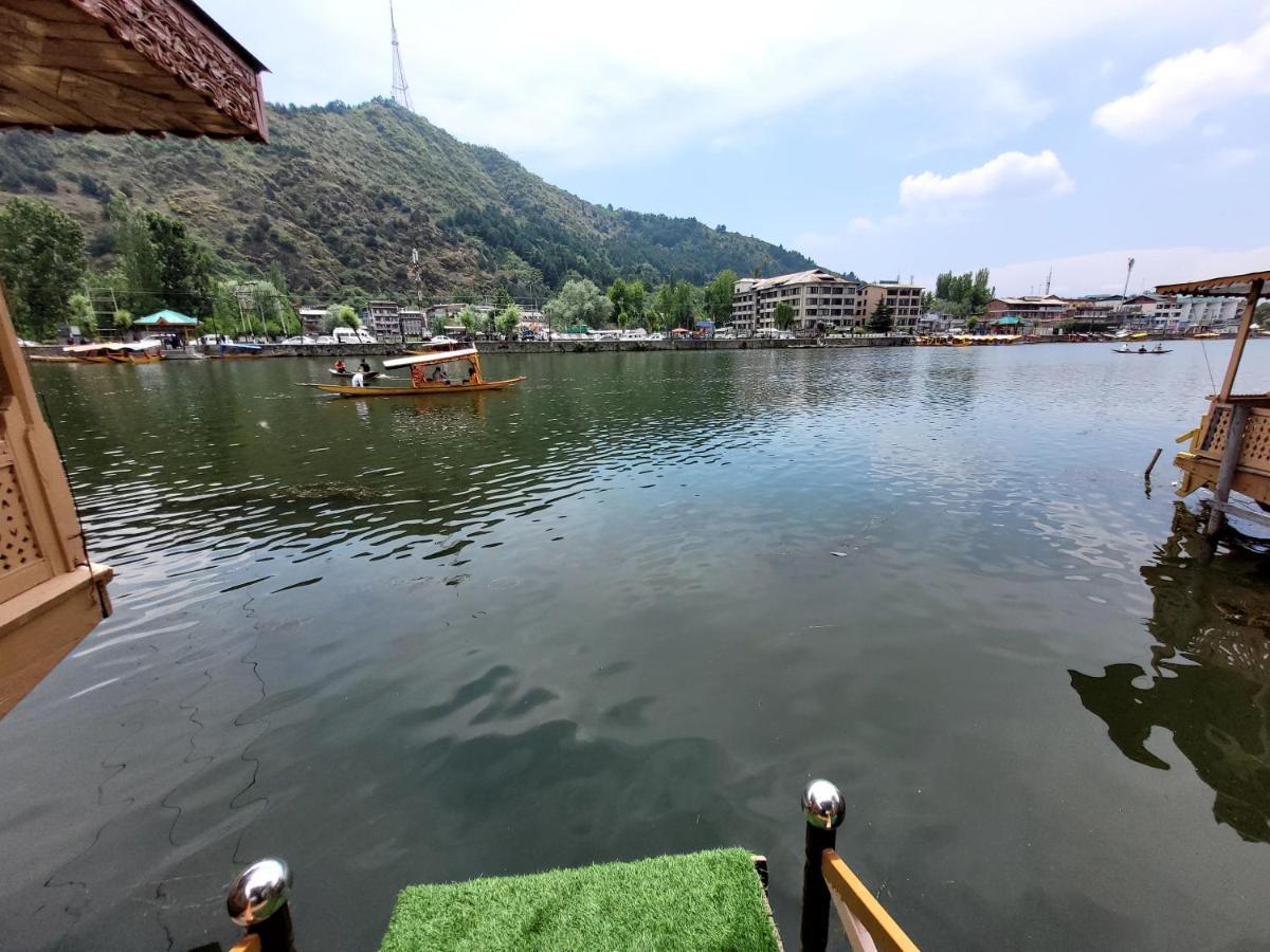 Tashkand Houseboat Srinagar  Exterior photo